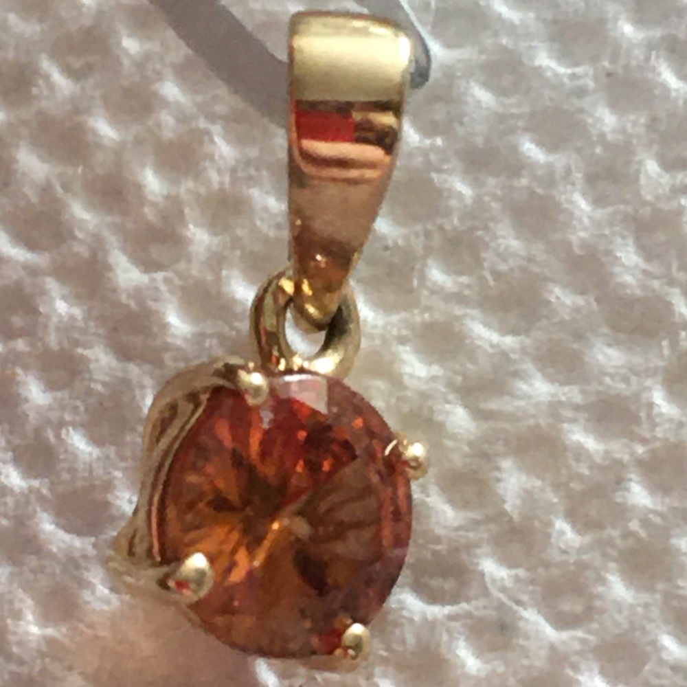 10k Gold Pendant